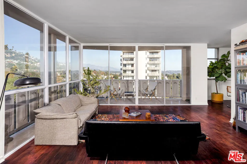 4455 Los Feliz Boulevard 1002, Los Angeles, California 90027 home-pic-18